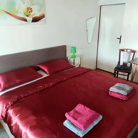 Fuer Monteure Πανσιόν *