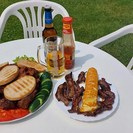 Fuer Monteure Auf der Wiese